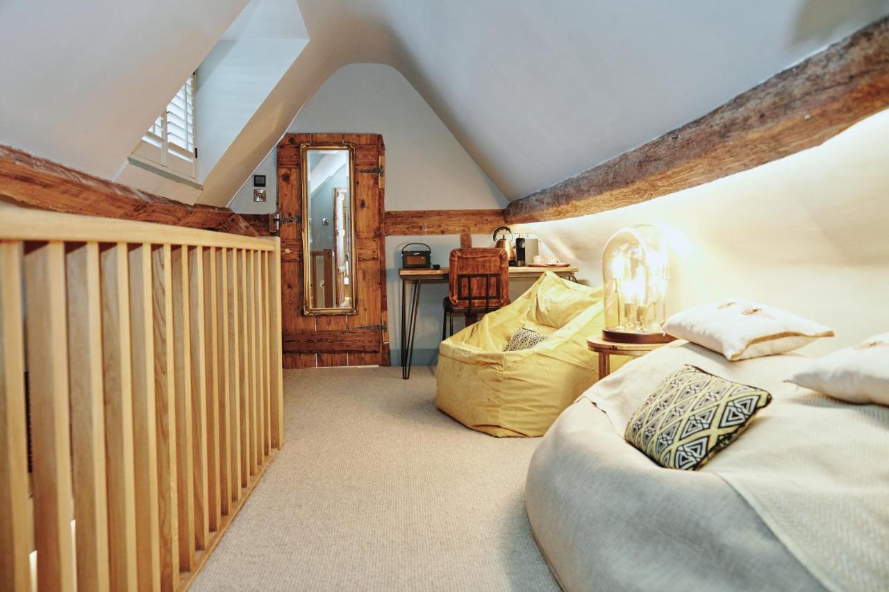 Hotel Kings Arms - Egham-Windsor Zewnętrze zdjęcie